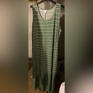 Lularoe Dani  SALE [ LLR Dresses 3/$25 Bundle ]